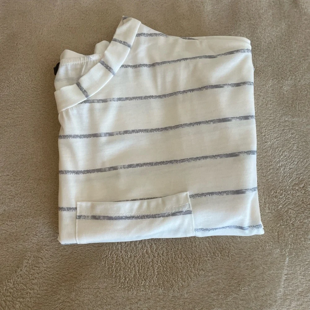 Lightweight Striped Crewneck Top - Size S - Picture 12 of 12